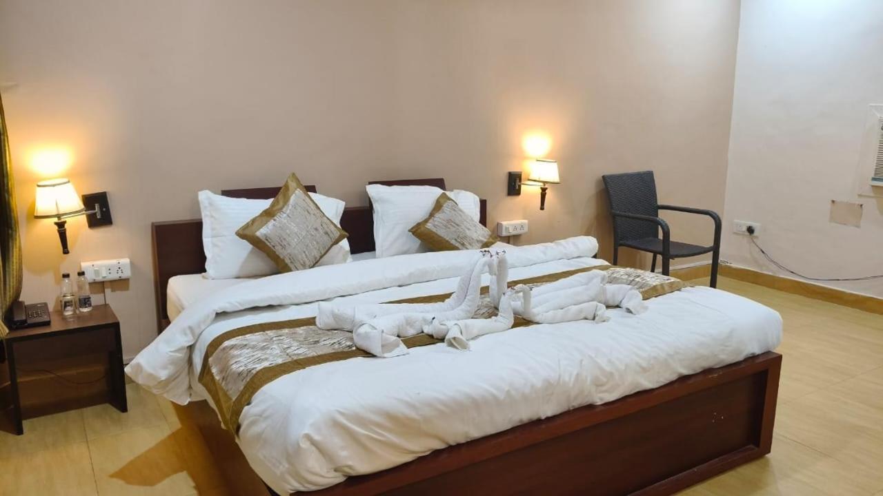 Hotel Shree Krishna Jungle Resort Khajurāho Esterno foto