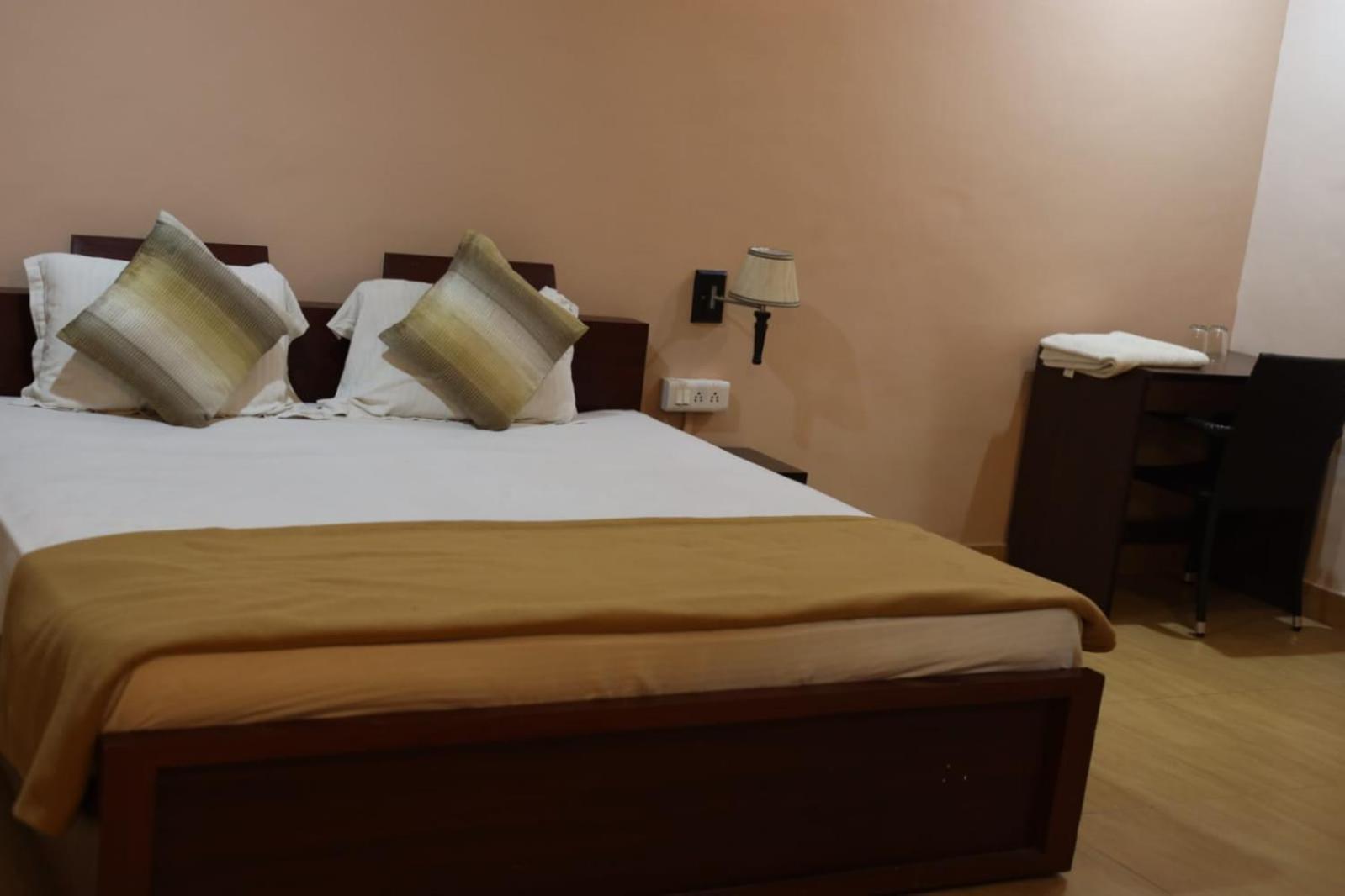 Hotel Shree Krishna Jungle Resort Khajurāho Esterno foto